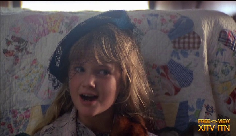 XITV FREE <> VIEW "Children of The Corn!" Starring Linda Hamilton!