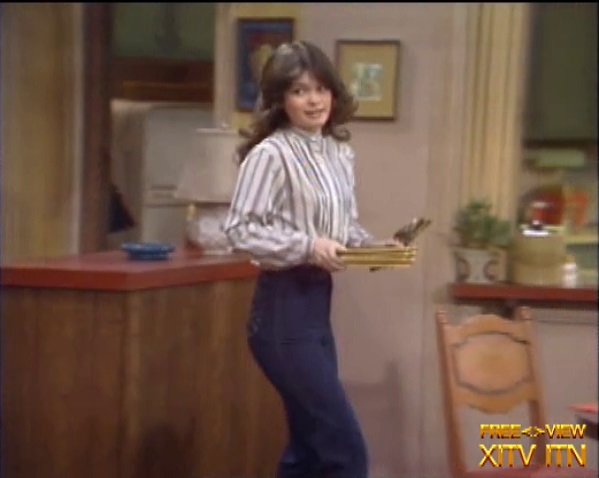 XITV FREE <> VIEW ONE DAY AT A TIME Starring Mackenzie Phillips, Valerie Bertinelli, and Bonnie Franklin!